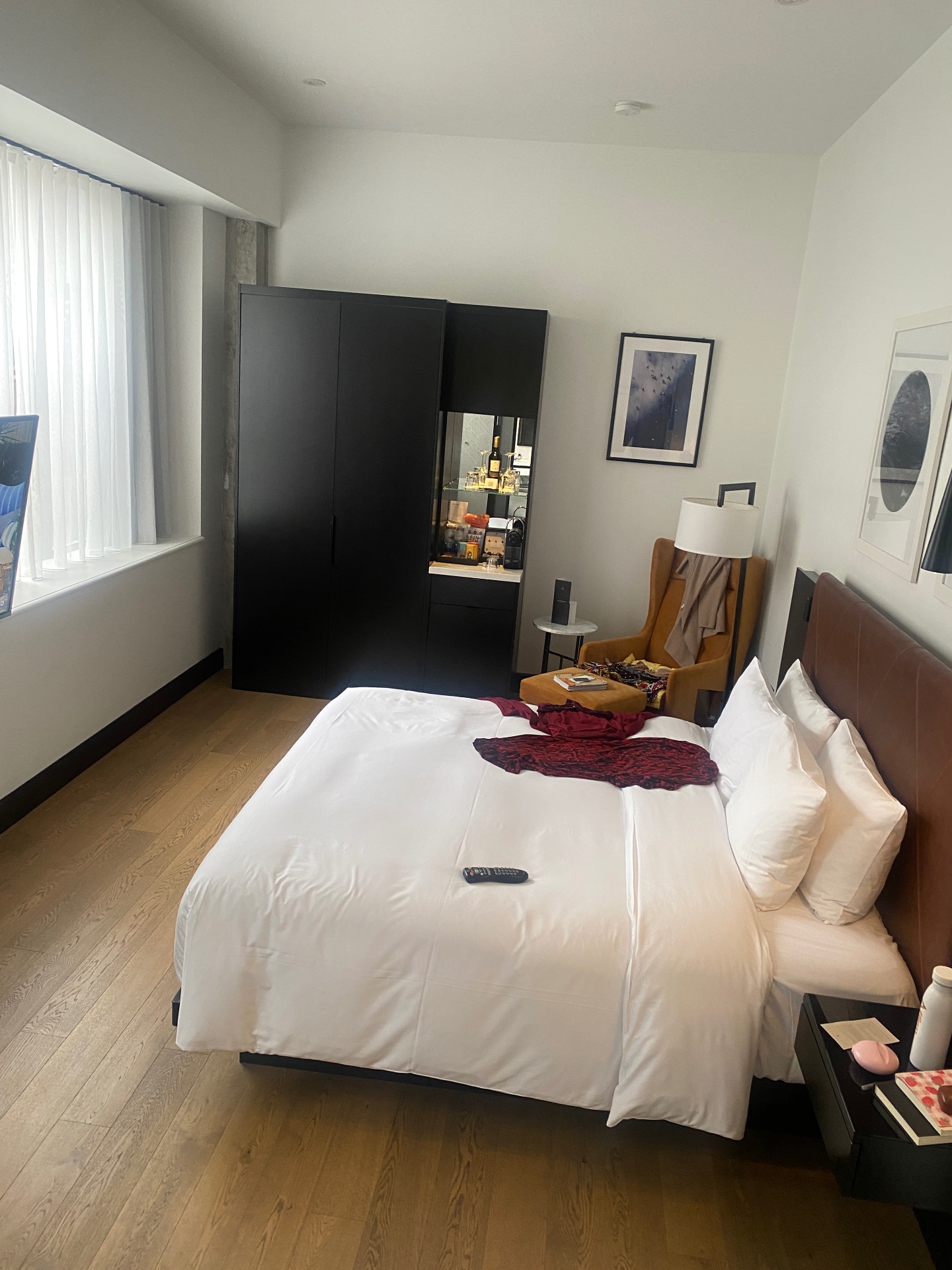 A quiet room, the trip settles in